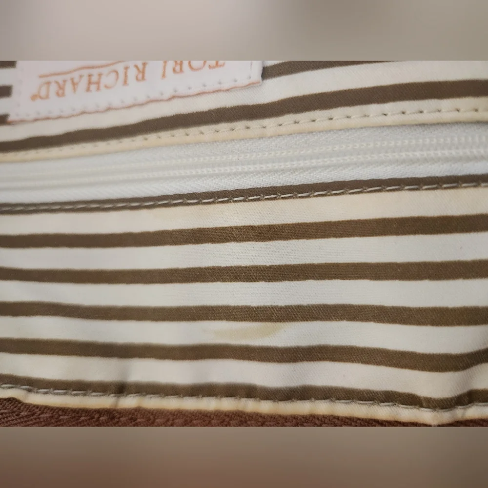 Tori Richard Tan Woven Shoulder Bag - Picture 9 of 16